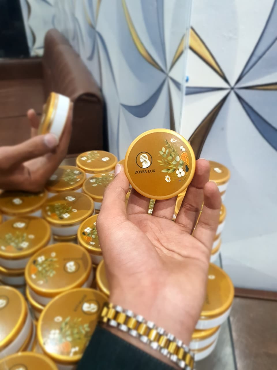 Zoysa Lux – Herbal Brightening & Glow Cream